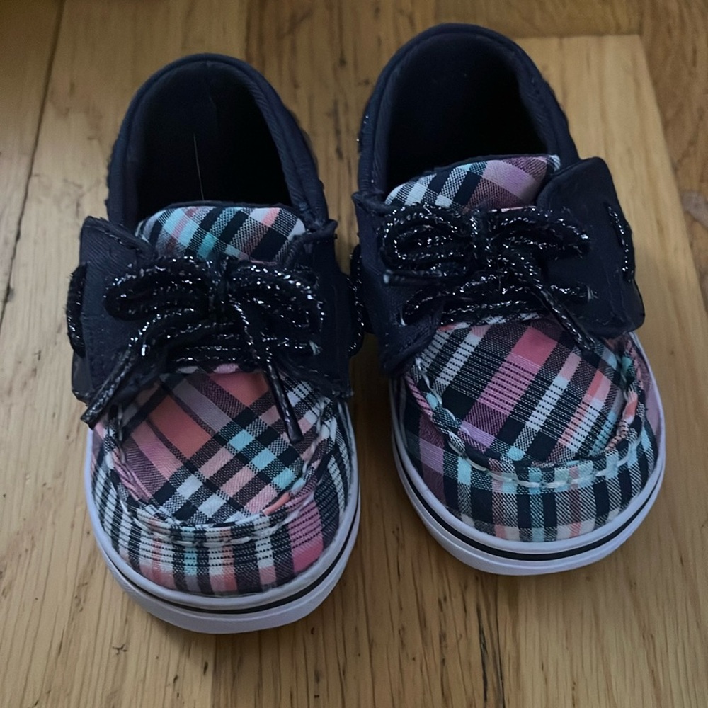 NEW Sperry infant shoes